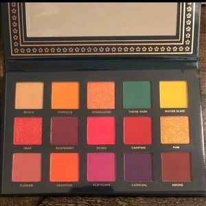 Bright bold color eyeshadow palette